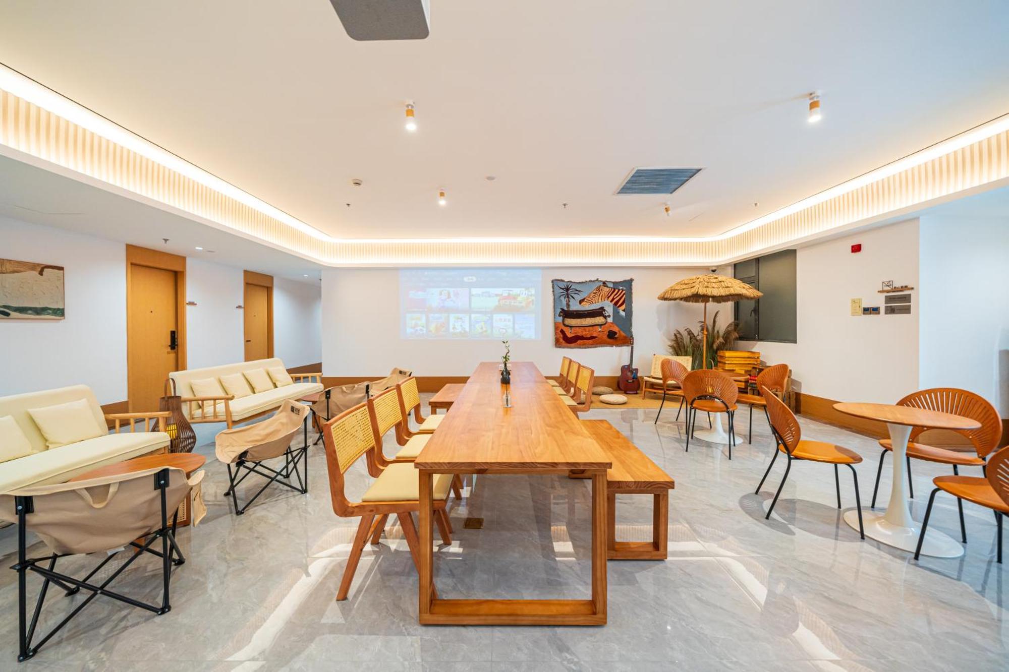 Denpa - Hongqiao Jinhui Road Branch Hostel *