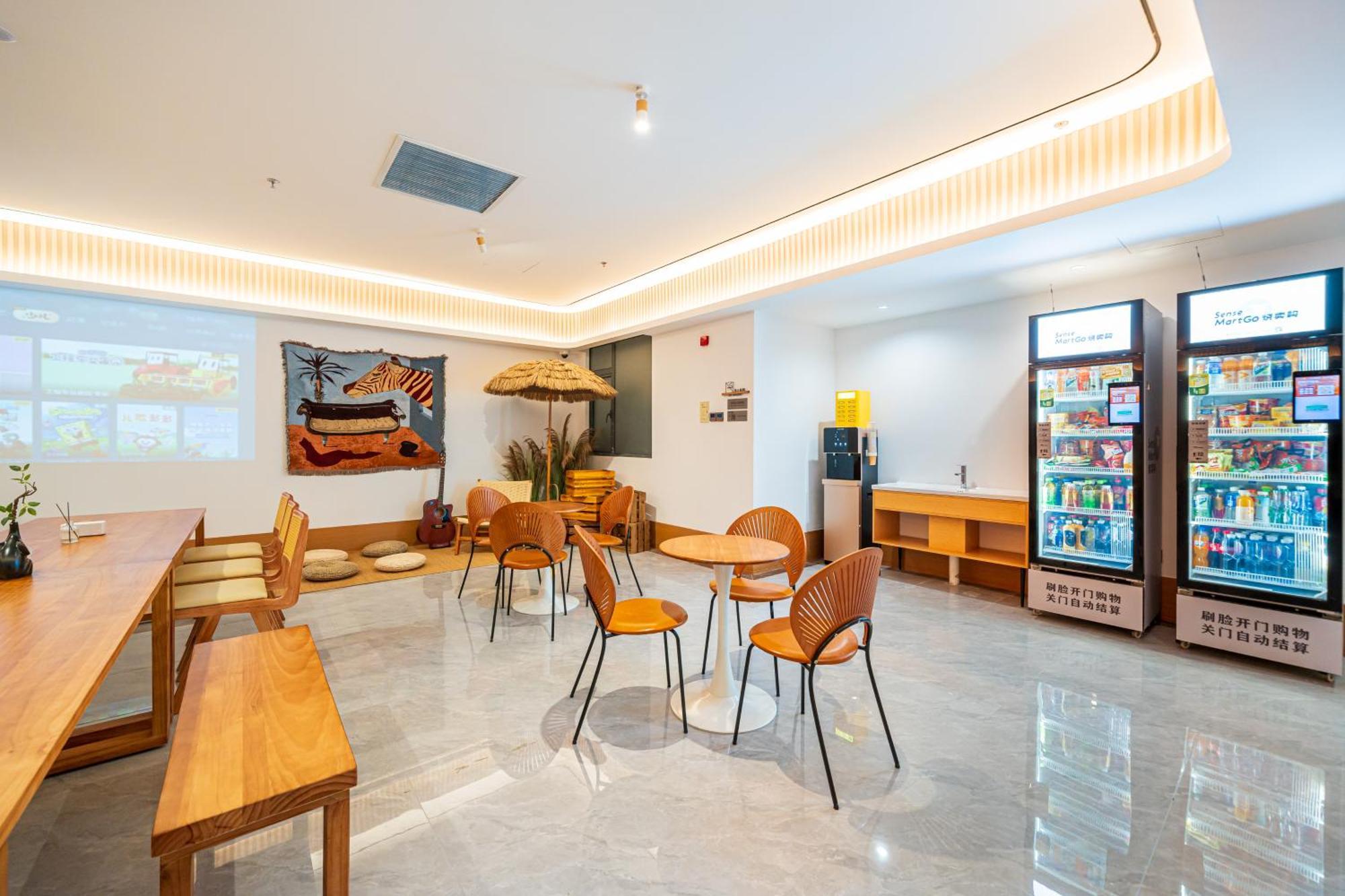 Hostel Denpa - Hongqiao Jinhui Road Branch *