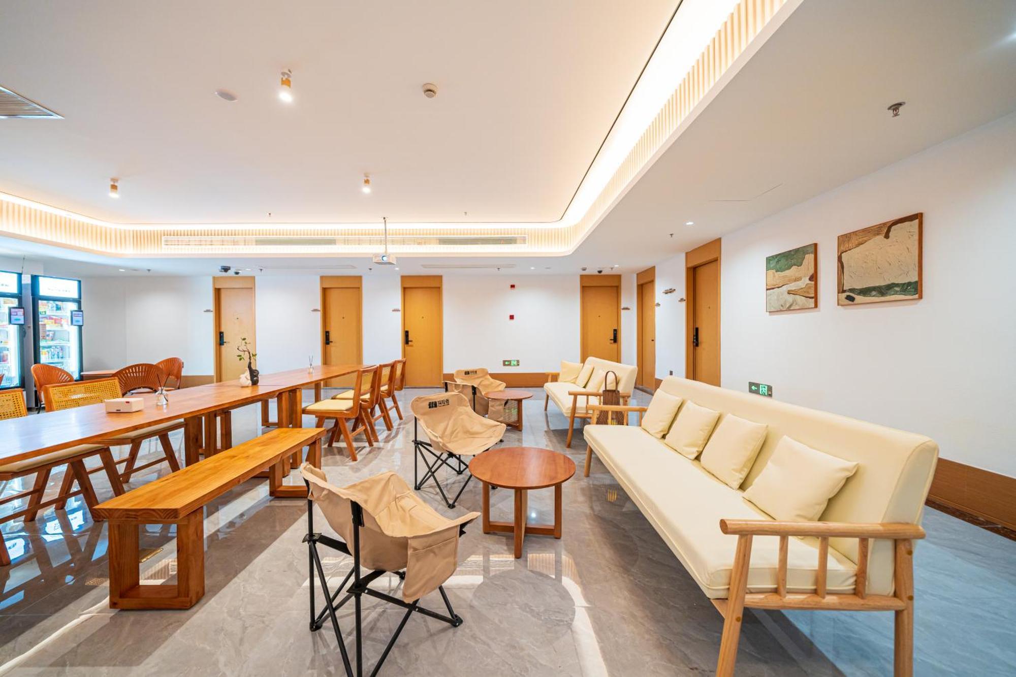 Denpa - Hongqiao Jinhui Road Branch Hostel
