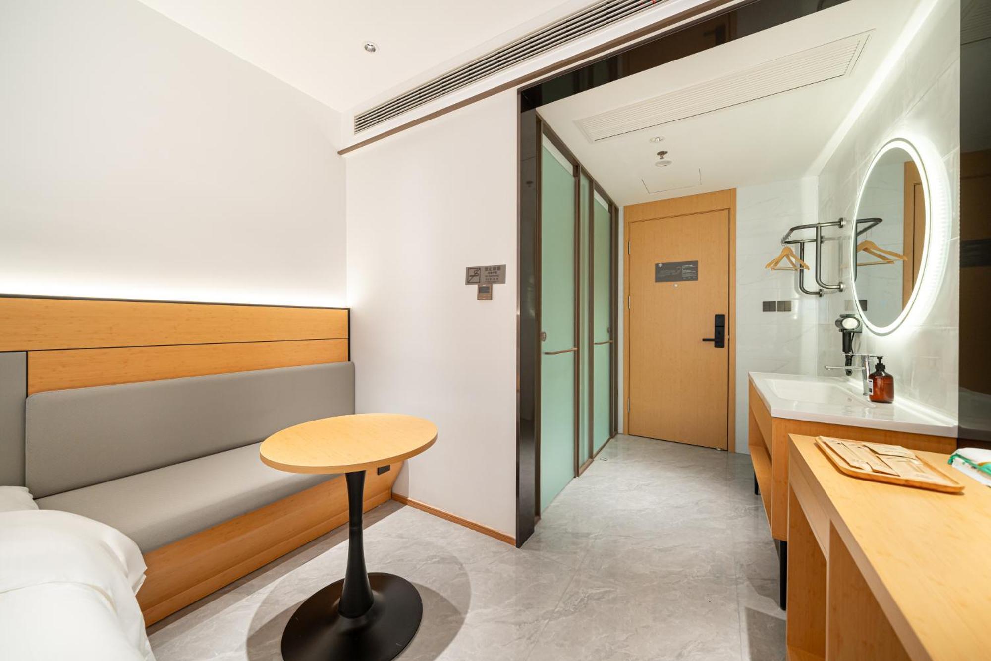 Hostel Denpa - Hongqiao Jinhui Road Branch *