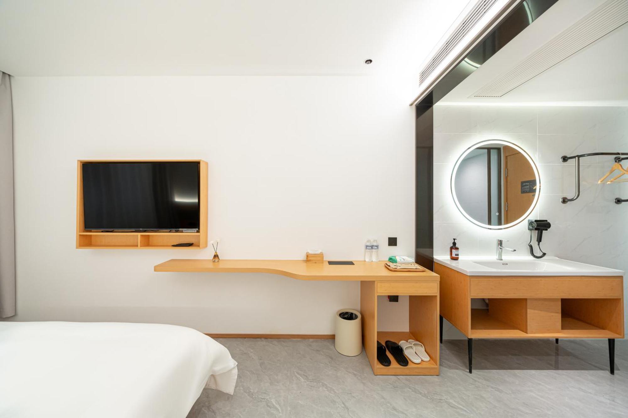 Denpa - Hongqiao Jinhui Road Branch Hostel